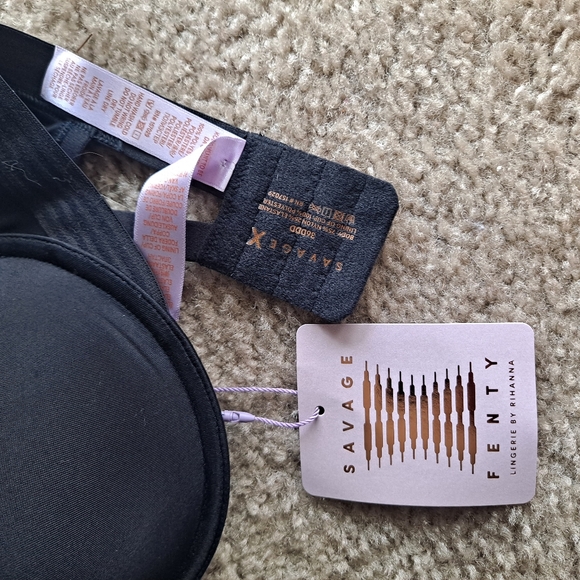 NWT Savage Fenty bra - Picture 2 of 3